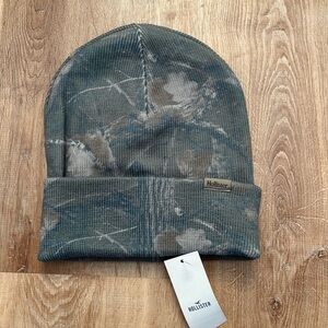 Hollister Blue and Tan Men's Beanie